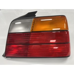 Pravé zadní světlo e36 sedan 63211393430 - originální díl BMW